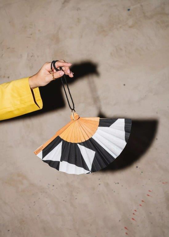 Abanico MINI Shadow Play - Olokuti