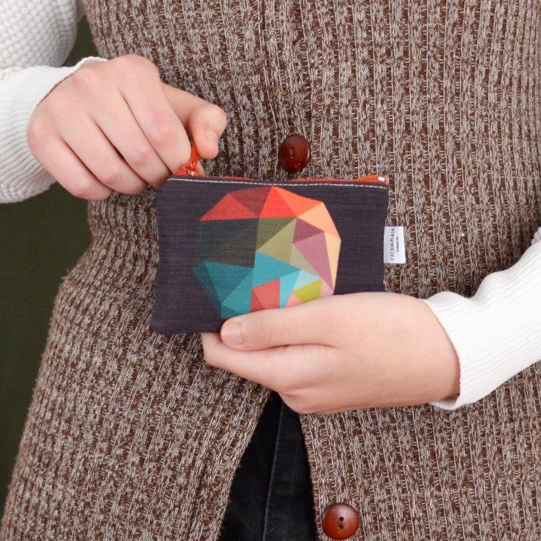 Monederos de PET reciclado Cecilia Plaza - Olokuti