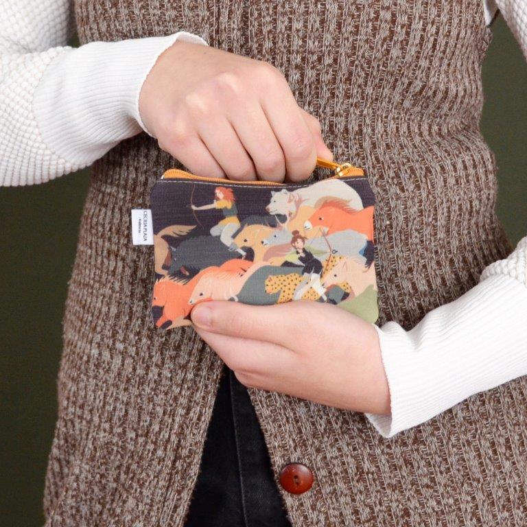 Monederos de PET reciclado Cecilia Plaza - Olokuti