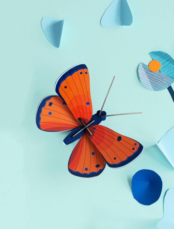 Mariposa pequeña Insecto Arte Floral - Olokuti