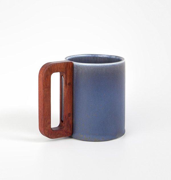 Mug cerámica con asa madera - Olokuti