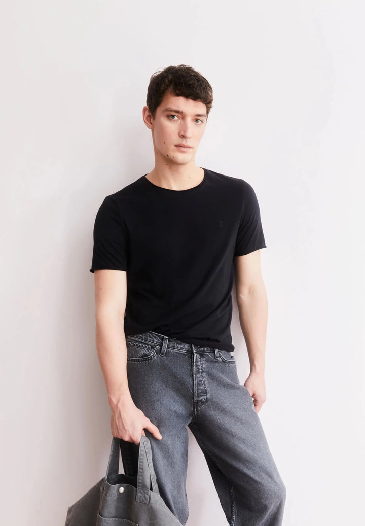 Camiseta JAAMES BRUSHED Negro - Olokuti