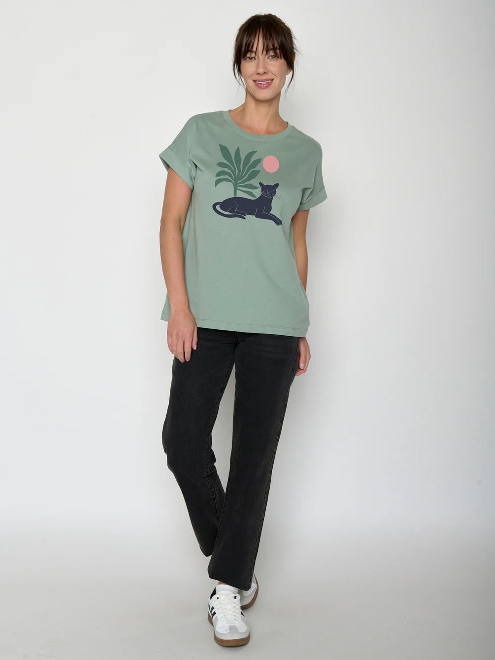 Camiseta Loony Panther Leaves Pale green - Olokuti