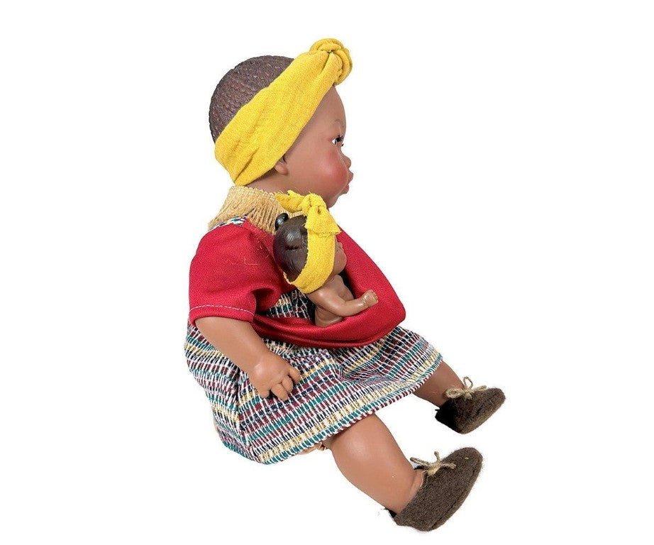 Muñeca Alika con Bebé Burgundy 40 cm. - 3750 - Olokuti