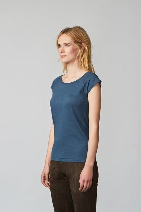 Camiseta Baratee Azul denim - Olokuti