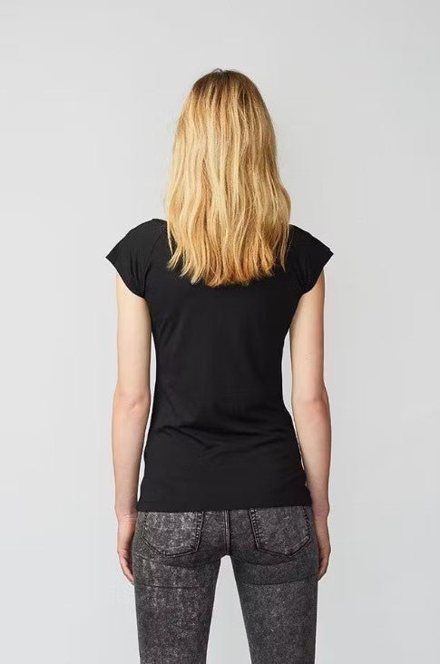 Camiseta Baratee negro - Olokuti