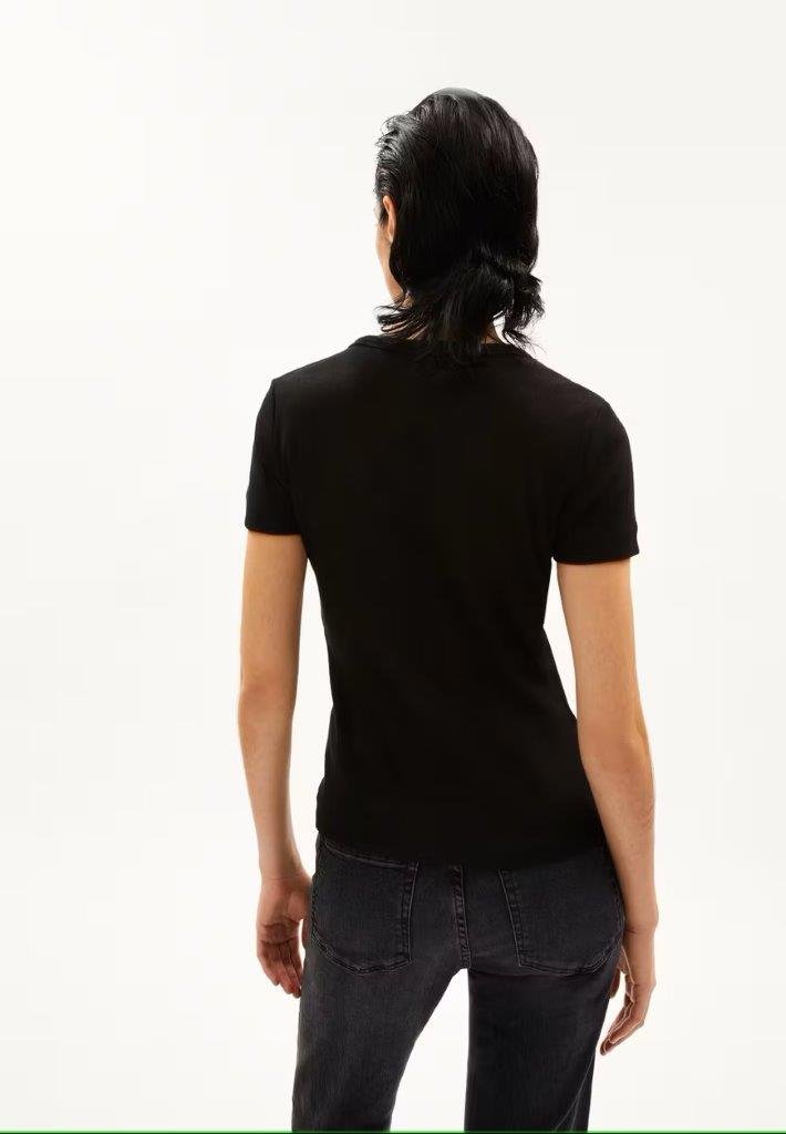 Camiseta Kardaa Negro - Olokuti