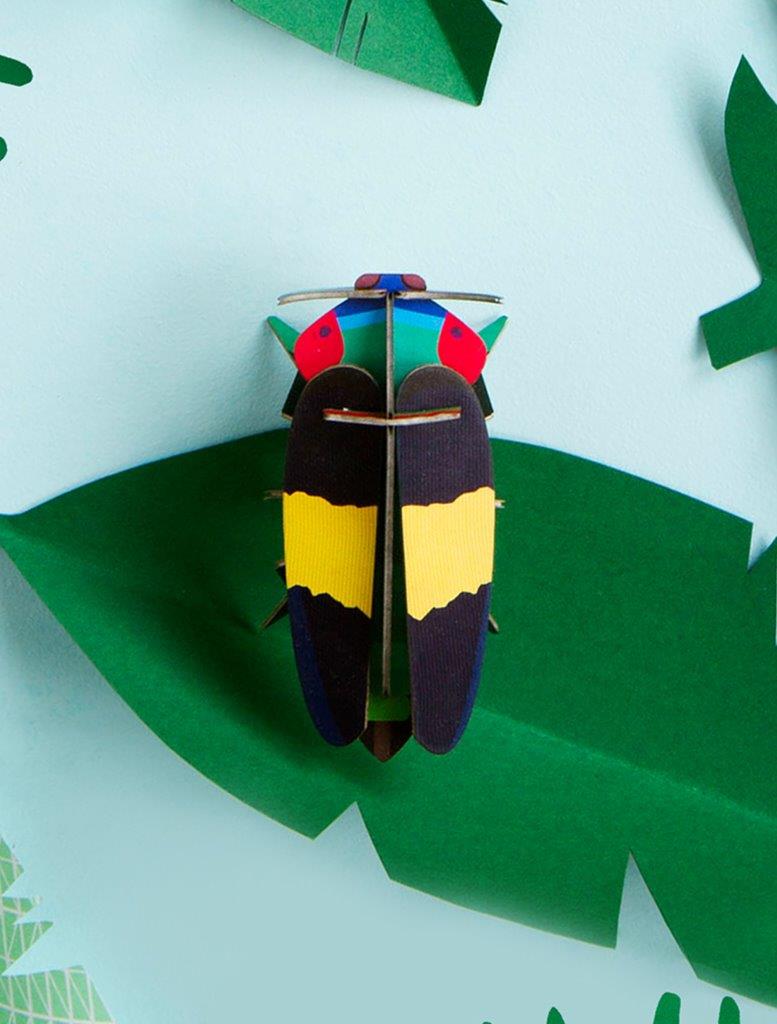 Escarabajo pequeño Insecto Arte Floral - Olokuti